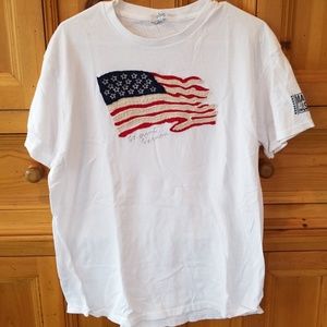 Mount Vernon emroidered flag tee